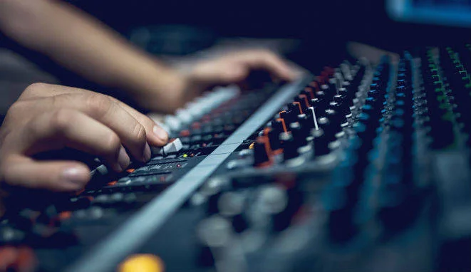 Karaoke Tracks Mixing Console